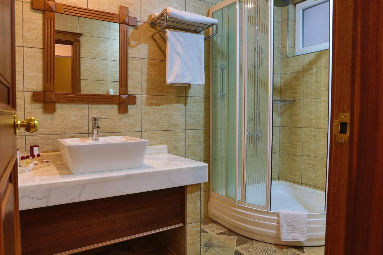 Elit Palas Hotel Ankara Bagian luar foto
