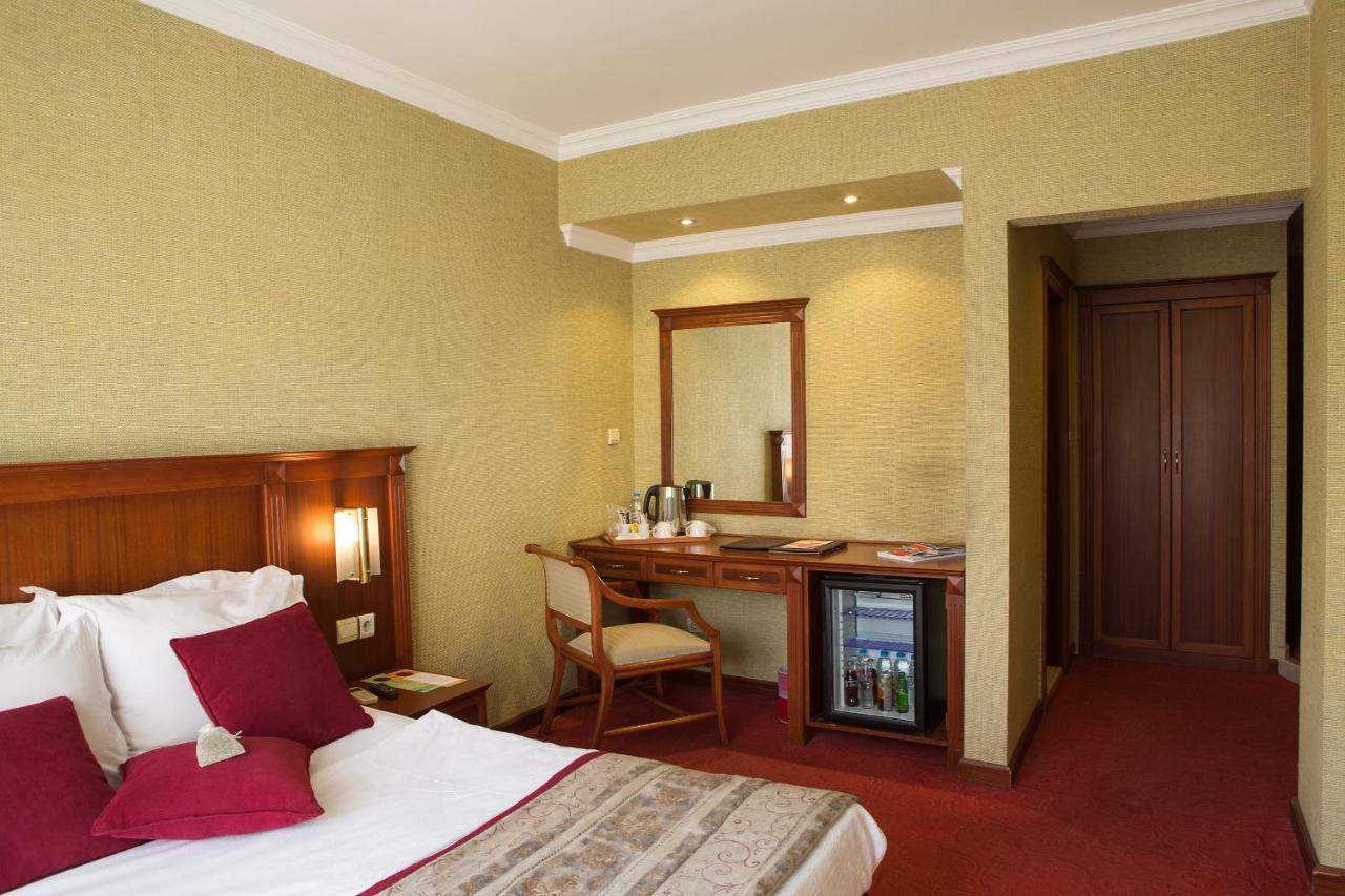 Elit Palas Hotel Ankara Bagian luar foto