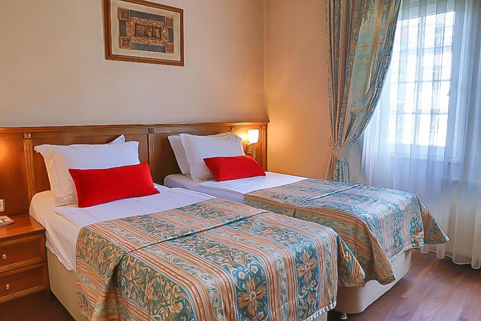 Elit Palas Hotel Ankara Bagian luar foto
