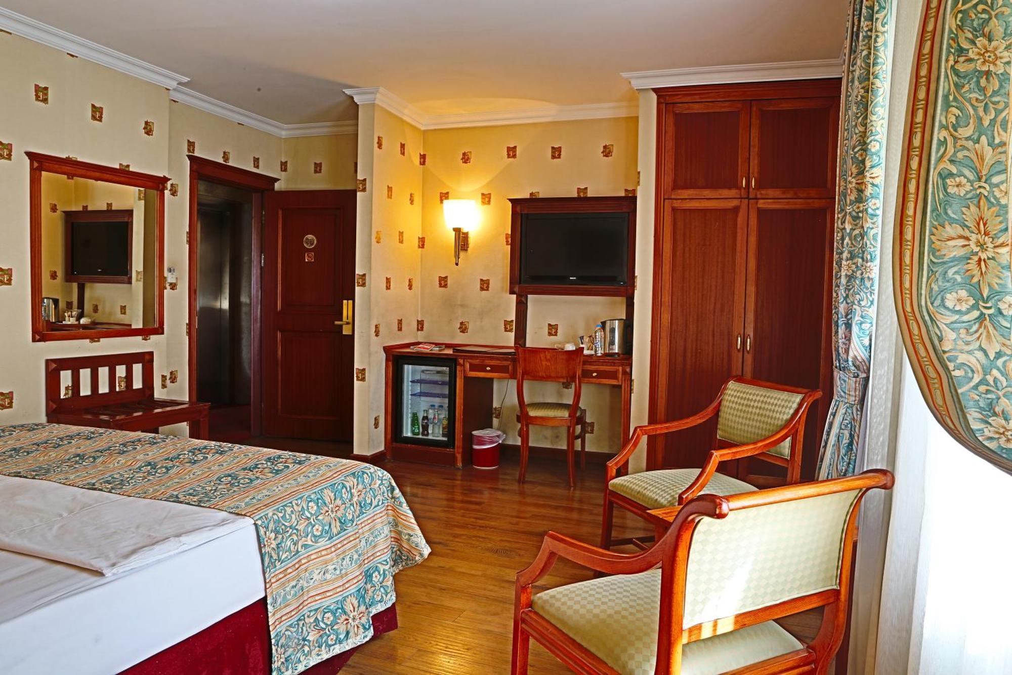 Elit Palas Hotel Ankara Bagian luar foto