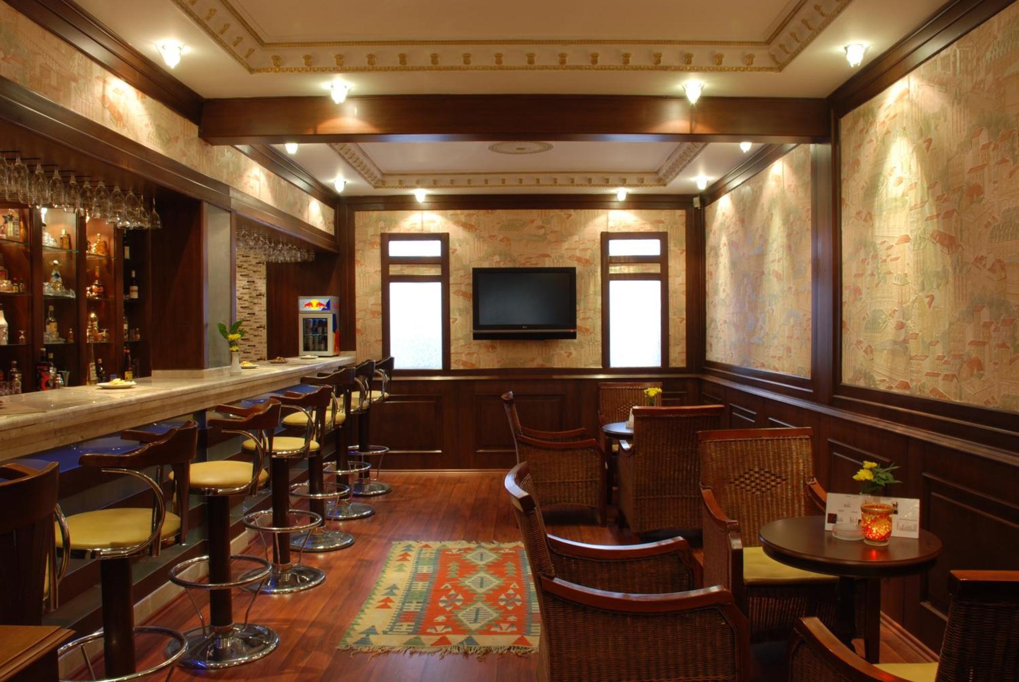 Elit Palas Hotel Ankara Bagian luar foto