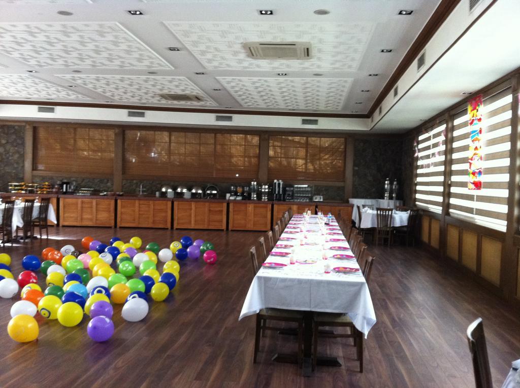 Elit Palas Hotel Ankara Bagian luar foto
