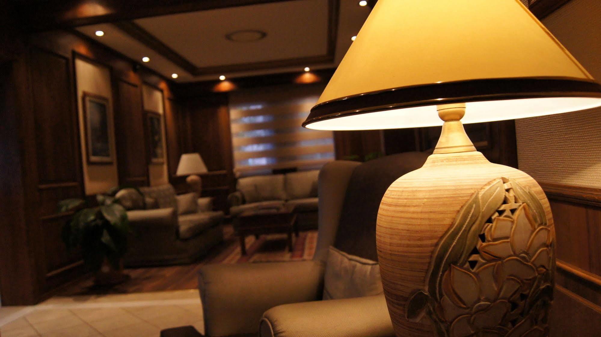 Elit Palas Hotel Ankara Bagian luar foto